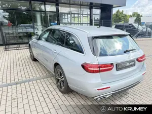 Mercedes-Benz E 220 d T-Modell AVANTGARDE+LED+Spur+Totwinkel Bild 2