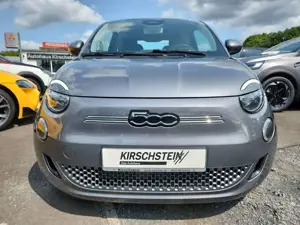 Fiat 500e Icon Sitzheizung Navi Klimaautomatik PDC Bild 4