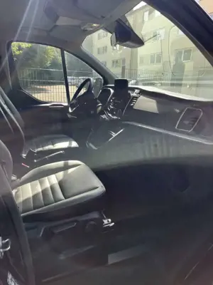 Ford Tourneo Custom 320 L2H1 VA Autm. Titanium X Bild 5