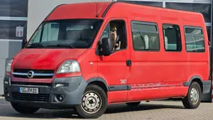 Opel Movano 12 Sitzer Klima EFH mit Rampe Bild 5