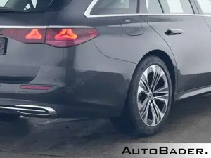 Mercedes-Benz E 220 E 220 d T AVANTGARDE Advanced PSD 19" AHK DISTRO Bild 4