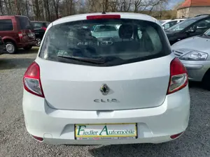 Renault Clio Yahoo! 1.2 16V 75PS *Klima*ZR gew.* Bild 5