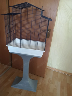 Verkaufe Vogelkäfig mit Fuß