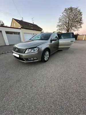 Volkswagen Passat Variant 2.0 TDI DSG BlueMotion Technology Trendline