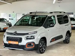 Citroen Berlingo Shine XL 1Hand AHK*SHZ*CarPlay*PDC*RKam