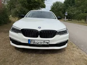 BMW 520 520d Touring Aut. - HUD, Adapt. LED, AHK, ACC, uvm