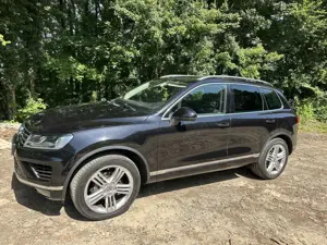 Volkswagen Touareg V6 TDI BMT Terrain Tech 4Motion Standheizung Pano