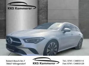 Mercedes-Benz CLA 200 HUD StandHZG AHK Klimasitz Pano Navi Digitales Coc