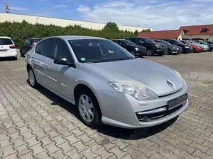 Renault Laguna Dynamique 2.0 NAVI , PDC, XENON .... Bild 2