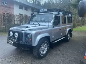 Land Rover Defender Defender Station Wagon E 5-Türer 110