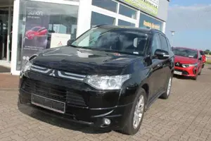 Mitsubishi Outlander 2.2 DI-D Intense Bild 1