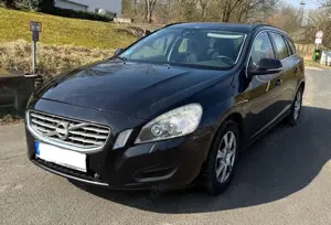 Volvo V60 D5 Geartronic Automatik TÜV