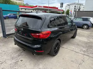 BMW 220 220 d Advantage 7Sitz*Navi*AHK Bild 4
