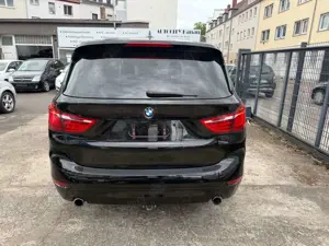 BMW 220 220 d Advantage 7Sitz*Navi*AHK Bild 5