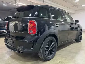 MINI Cooper SD Countryman Countryman SD All4 Leder~Allrad~Klima~Tempo~AHK Bild 4