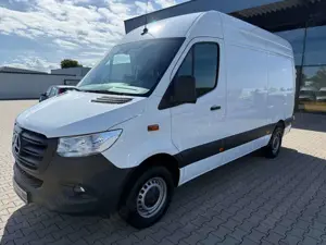 Mercedes-Benz Sprinter 317 Cdi L2H2 MBUX 360° Kam. AHK 3,5T