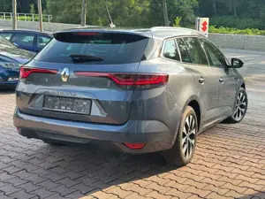 Renault Megane BLUE dCi 115 Intens Grandtour Bild 5