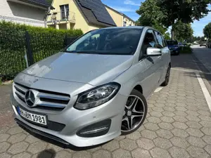 Mercedes-Benz B 180 B 180 7G-DCT Style