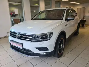 Volkswagen Tiguan Allspace Comfortline 4Motion / LED /NAVI/