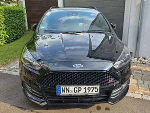 Ford Focus Focus Turnier 2.0 EcoBoost ST 19" Leder-Sport-Pake