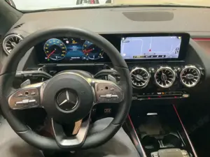 Mercedes-Benz GLA 45 AMG AMG GLA 45 4Matic+ AMG Speedshift DCT 8G Bild 1