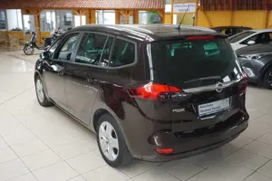 Opel Zafira Tourer 1.4 Turbo Edition Bild 4