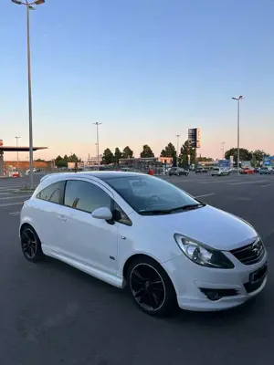 Opel Corsa Opc Line 1.2 Twinport , PDC, Klima