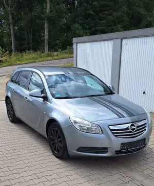 Opel Insignia 2.0 CDTI Sports Tourer Selection TÜV 10/2026
