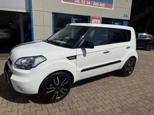 Kia Soul White Collection