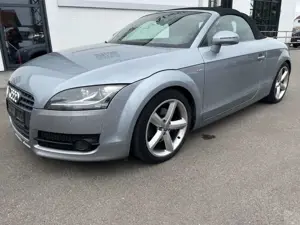 Audi TT Roadster 2,0 TFSI quattro S-Line Xenon MMI Navi Bild 2