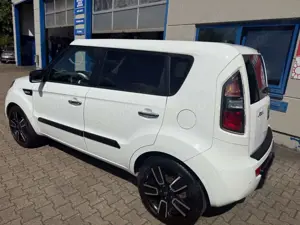 Kia Soul White Collection Bild 3