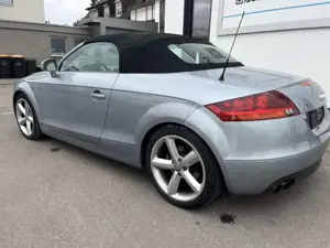 Audi TT Roadster 2,0 TFSI quattro S-Line Xenon MMI Navi Bild 5