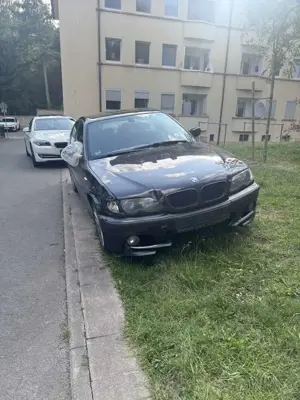 BMW 320 BMW E46 (Unfallschaden)