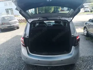 Opel Meriva 1.4 Active 103kW Automatik Bild 5