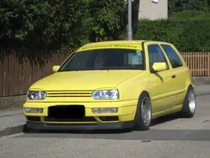 Volkswagen Golf 1.6 GT Colour Concept