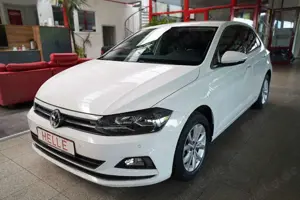 Volkswagen Polo VI Highline *DSG+Sitzheizung*