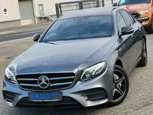 Mercedes-Benz E 300 de AMG Line Night-Paket