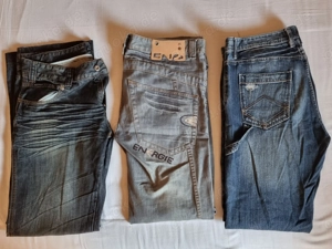 3 jeans Bund 50cm nach Wahl  alle , used look . alleBund 50cm  Umfang 100cm alle gut eingetragen  ei
