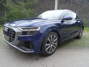 Audi Q8 55 TFSI e quattro -S-LineSport/Plus-Plug in Hybrid