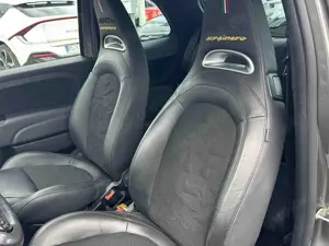 Abarth 595 Scorpioneoro one of 2.000 - Navi DAB 1.Hand Bild 5