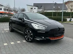 Citroen DS5 SoChic TÜV Neu Inspektion neu Volleder Panorama