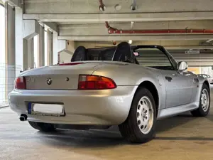 BMW Z3 1.8 Serviceheft lückenlos el. Dach Leder Alarm Bild 3