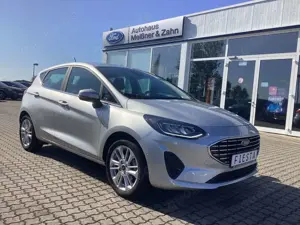 Ford Fiesta Titanium / LED / WP / Navi / SP /KP / GJR