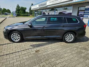 Volkswagen Passat Variant Business Bild 4