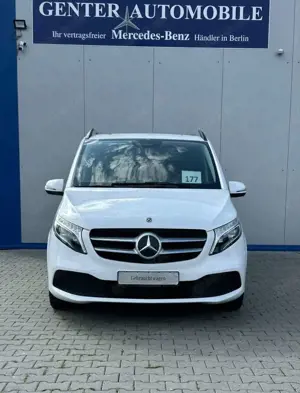 Mercedes-Benz V 220 LANG 9G-TR WEBASTO NAVI MBUX KAMERA 7-SITZ Bild 2