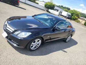 Mercedes-Benz E 200 E-Klasse Coupe CGI Coupe BlueEFFICIENCY Automatik