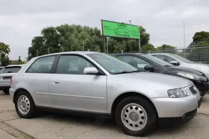 Audi A3 1.6 Ambiente*Klimatronic*Zahnriemenneu*