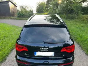 Audi Q7 3.0 TDI Quattro S-Line V12 Optik Euro6 Bild 4