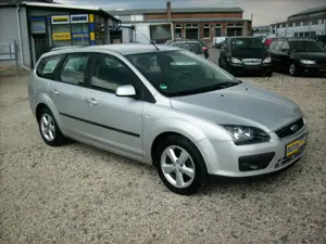 Ford Focus Turnier 1.6 TDCi DPF Durashift-CVT Sport