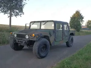HUMMER H1 AM GENERAL HUMVEE M998 HMMWV Bild 3